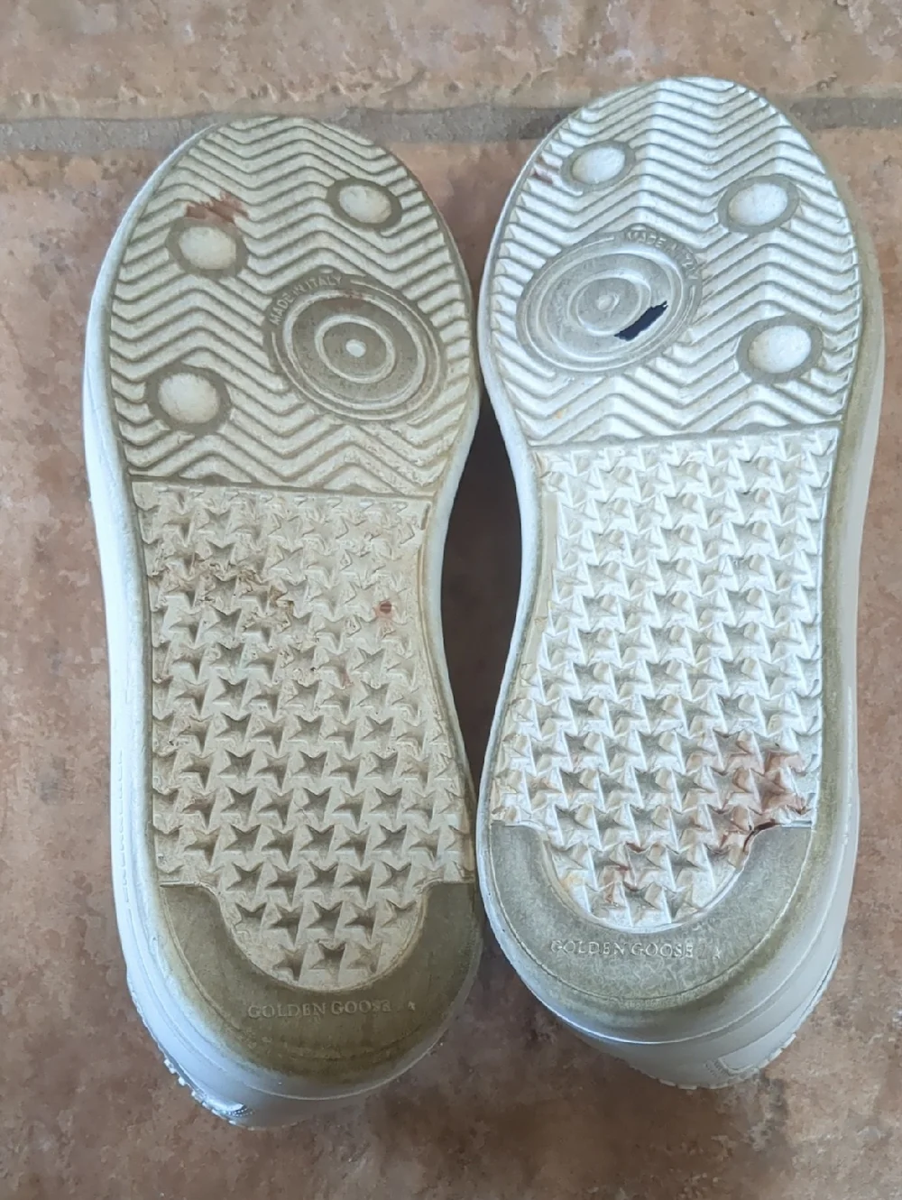 Golden Goose Pure-Star White Sneakers - Picture 6 of 8